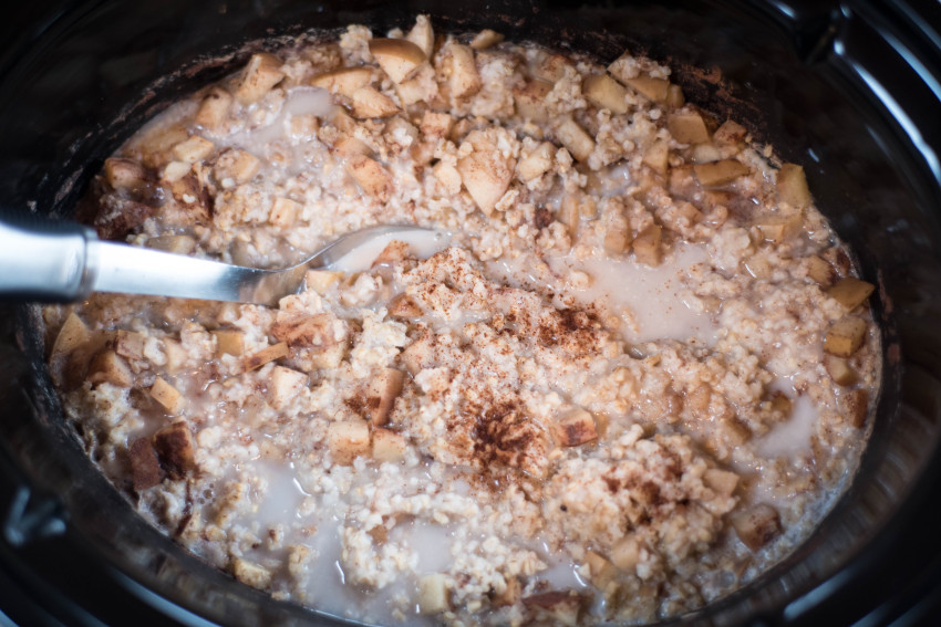 Crockpot Steel Cut Oats Finished Overhead