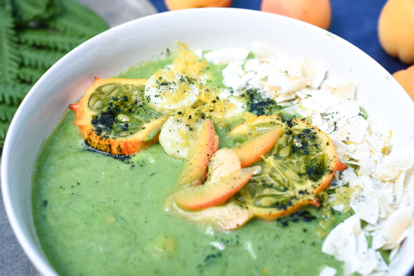 Supergreens Smoothie Bowl 2